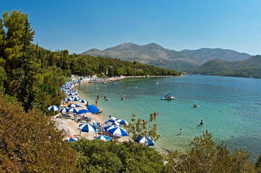 Hotel Osmine Slano Bagian luar foto