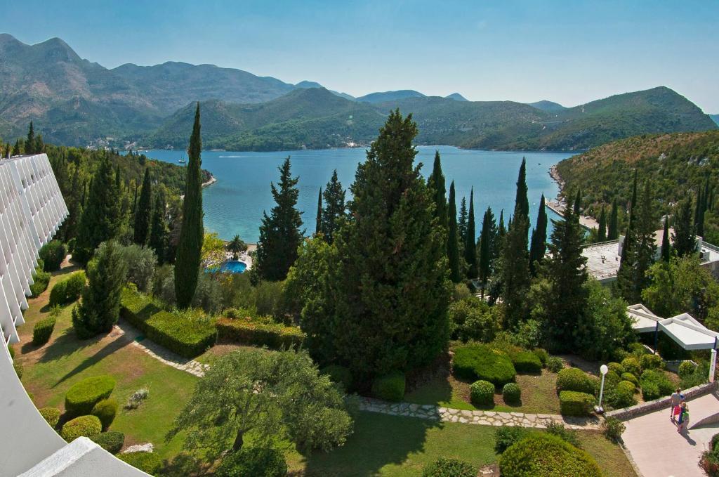 Hotel Osmine Slano Bagian luar foto