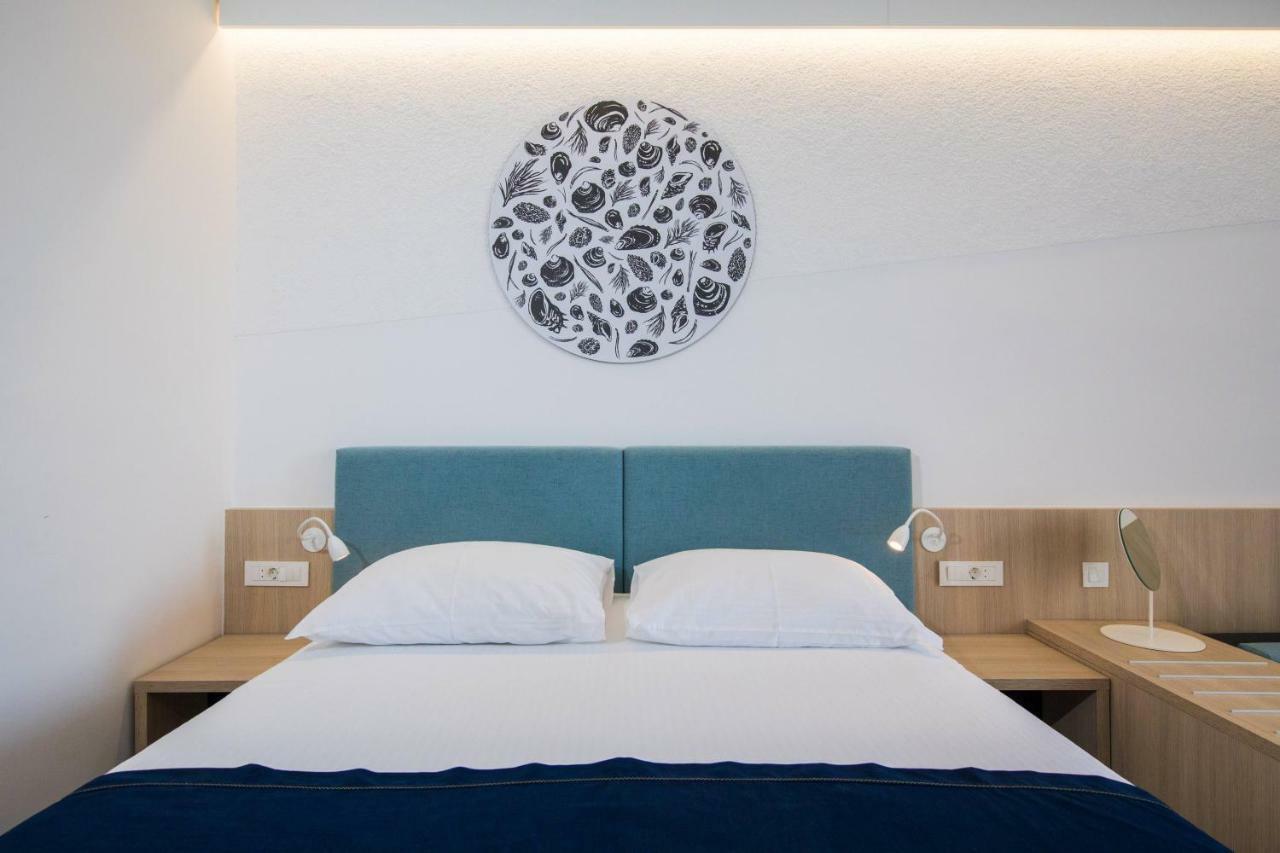 Hotel Osmine Slano Bagian luar foto